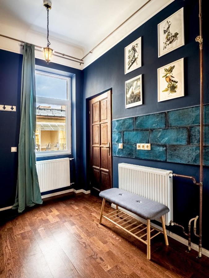 The Birdcage Apartment Будапеща Екстериор снимка